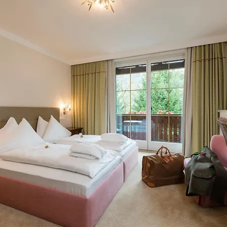 Hotel Seefischer - Finest Hideaway Döbriach