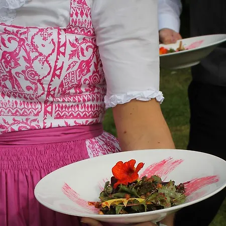 Hotel Seefischer - Finest Hideaway Döbriach