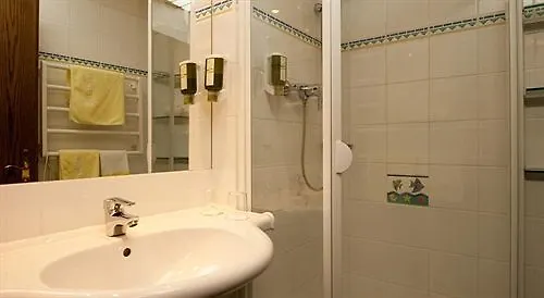 Hotel Seefischer - Finest Hideaway Döbriach